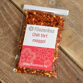 CHILI tört maggal